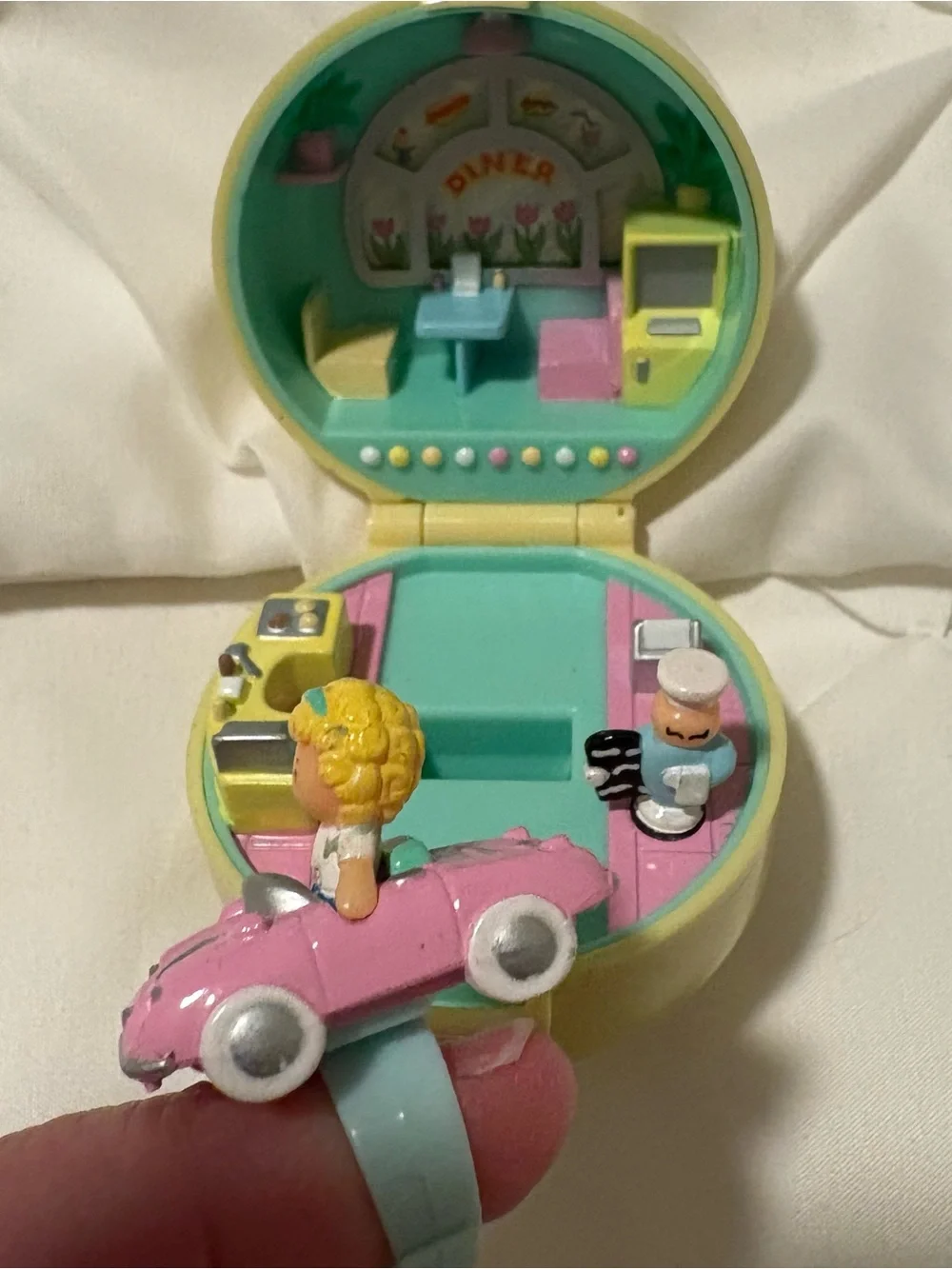 Polly Pocket 50’s Diner Ring Case, Complete, 1991 by Blue Bird